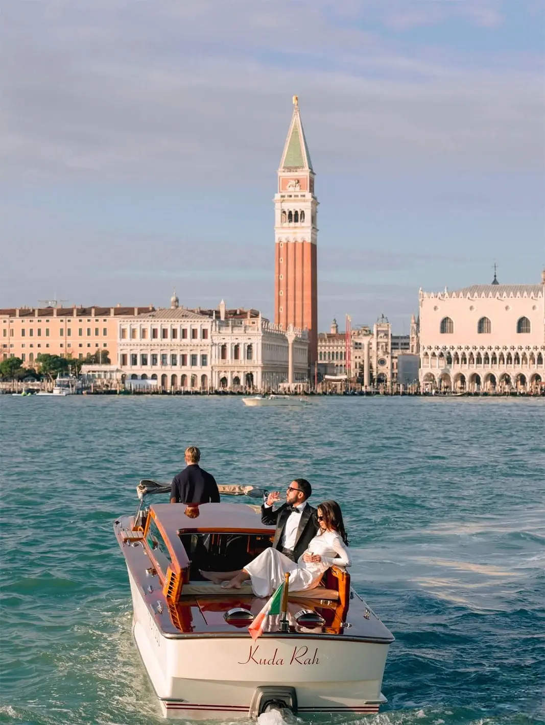 Private events in Venice | Venice Luxury Boat - Transfer Water Taxi in Venice
